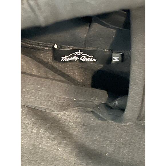 Trendy Queen Black Hoodie Womans M - Picture 3 of 3